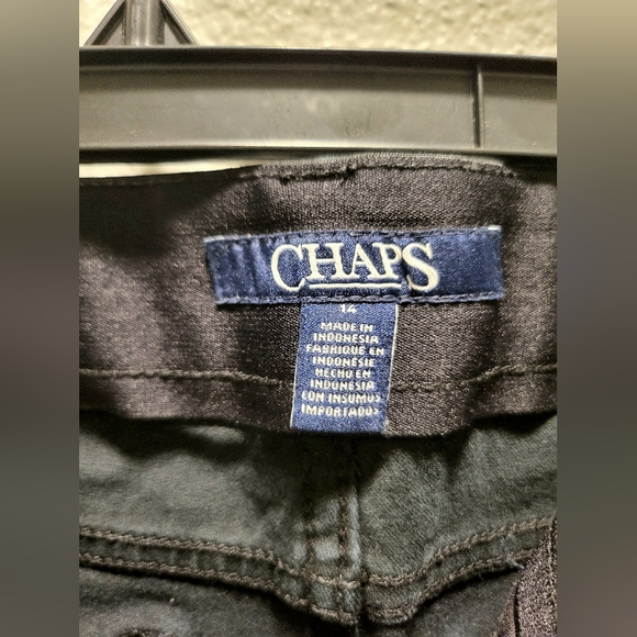 Chaps Women's black faded straight line pants - Picture 6 of 7